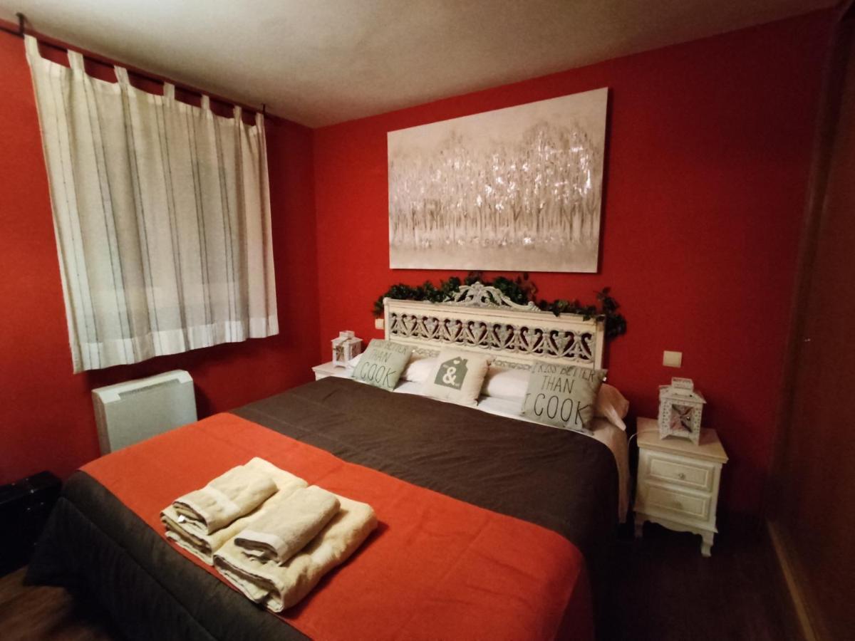 Apartahotel Rural Collarubio Luxury Collado Mediano Exterior photo